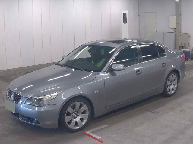 2004 BMW 5 Series 545I auction photo 4