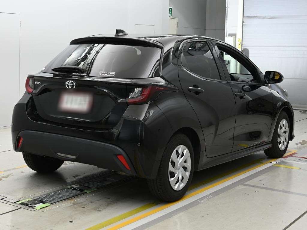 2023 Toyota Yaris X スマートエントリーパッケージ auction photo 2