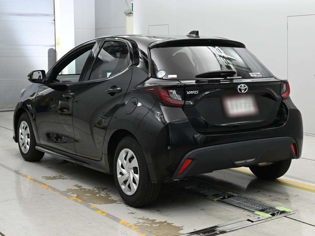 2023 Toyota Yaris X スマートエントリーパッケージ auction photo 6