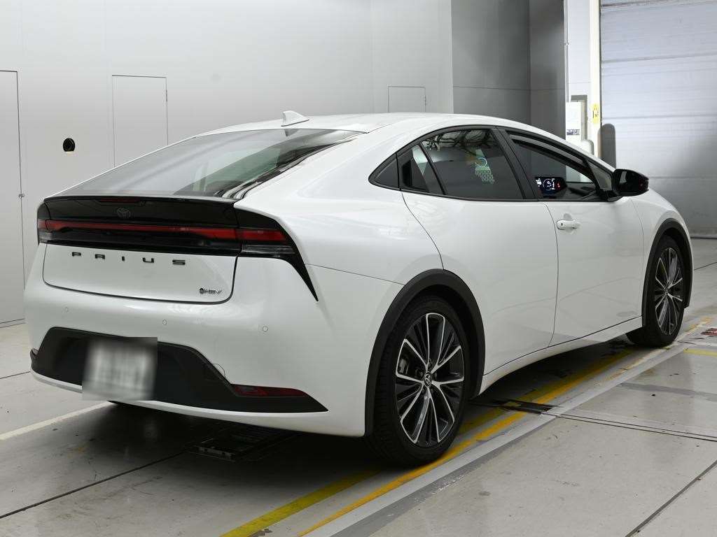 2025 Toyota Prius G auction photo 2