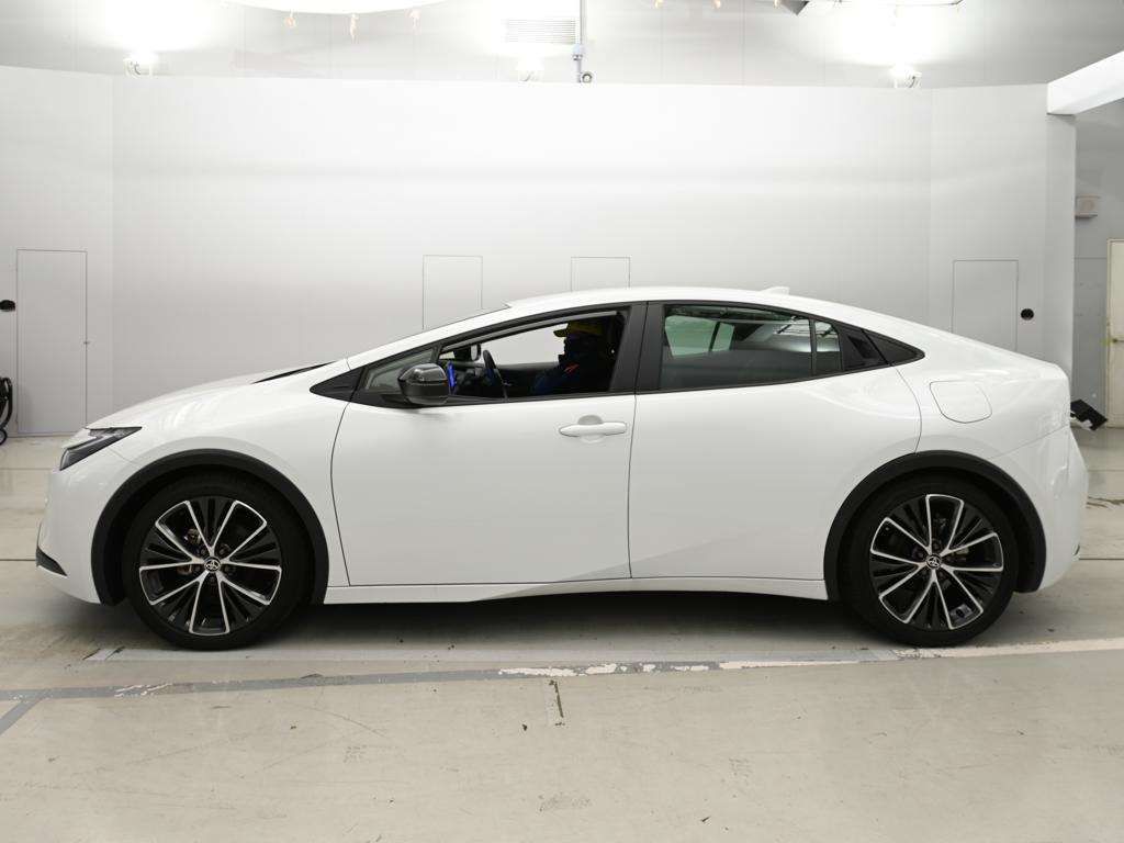2025 Toyota Prius G auction photo 4