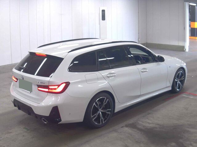 2022 BMW 3 Series 320DXDRツリMスポ 4WD auction photo 5