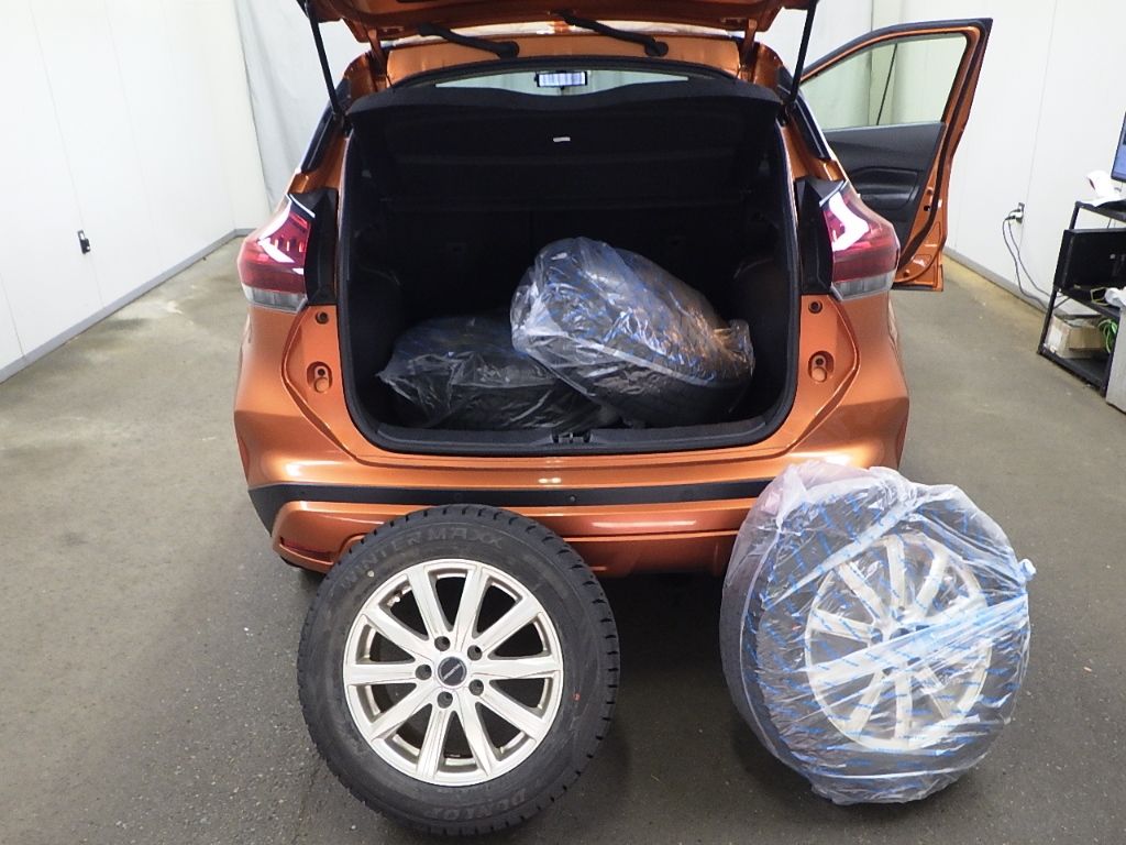 2021 Nissan Kicks X auction photo 8