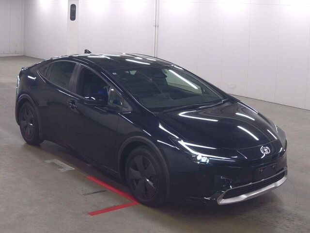 Japan Auction Vehicles 8 2025 Toyota Prius U auction photo