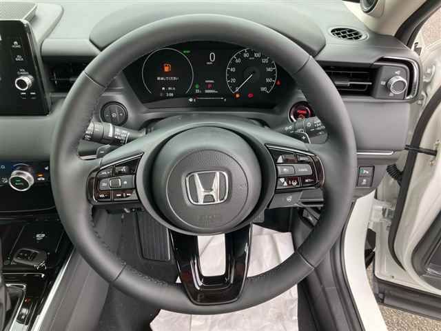 2026 Honda Vezel eHEV Z Honda Sensing auction photo 3