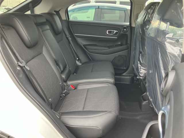 2026 Honda Vezel eHEV Z Honda Sensing auction photo 8