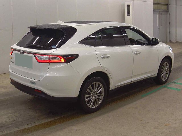 2019 Toyota Harrier premium auction photo 5