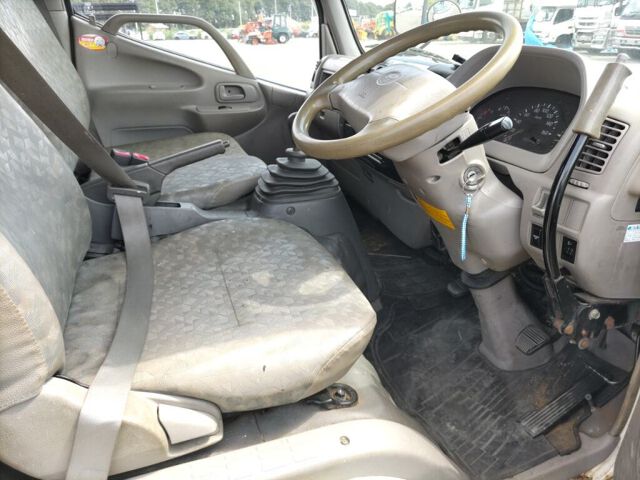 2006 Toyota Dyna Koushosagyou auction photo 3