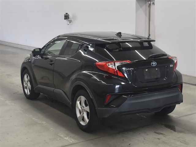 2017 Toyota C-HR S auction photo 2