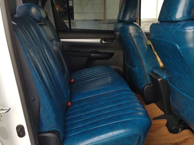 2023 Toyota Hilux Z 4WD auction photo 6