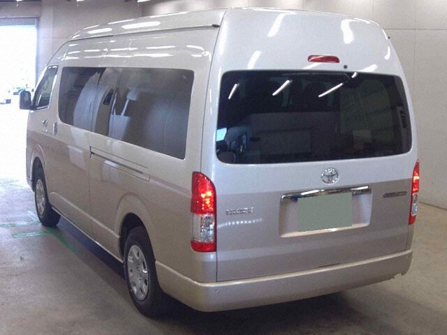 2026 Toyota Hiace Grand Cabin 4WD auction photo 2
