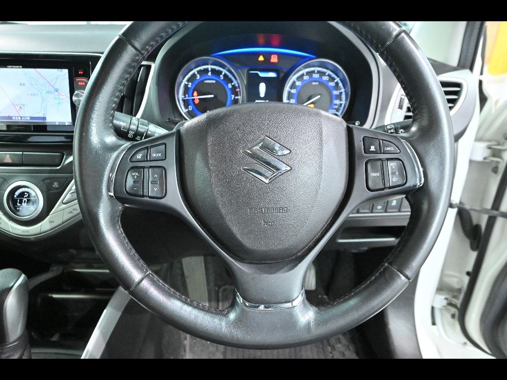 2016 Suzuki バレーノ XT auction photo 9