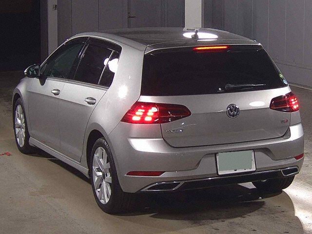 2017 Volkswagen ゴルフ TSI Highline auction photo 2