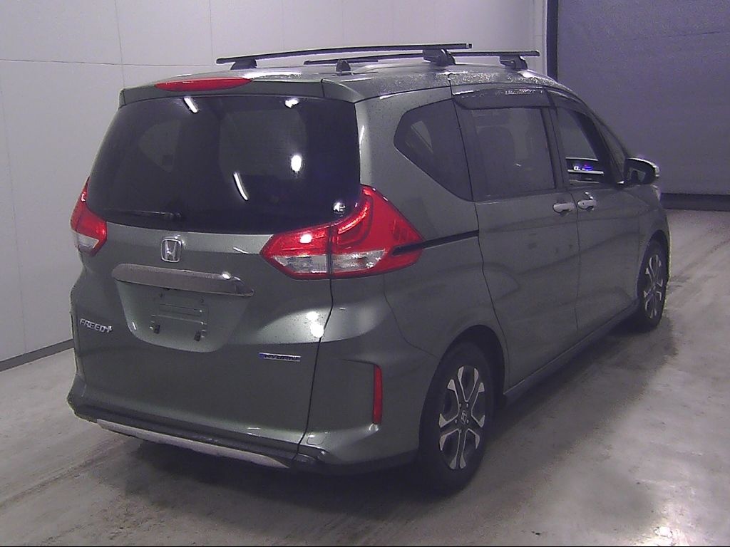 2023 Honda フリード+ ハイブリッドクロスター auction photo 2