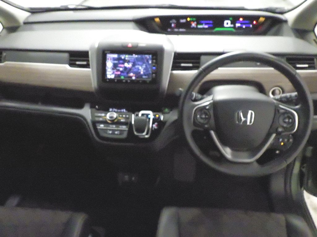 2023 Honda フリード+ ハイブリッドクロスター auction photo 3