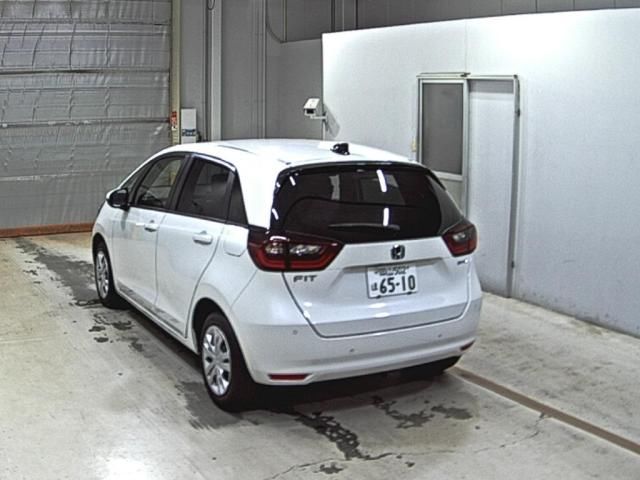 2025 Honda Fit e:HEVホーム auction photo 2