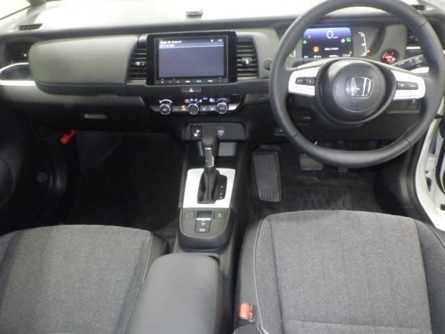 2025 Honda Fit e:HEVホーム auction photo 3