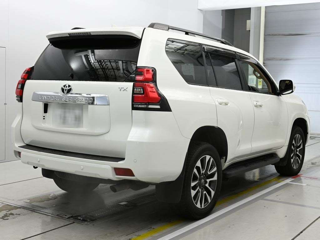 2022 Toyota Land Cruiser Prado TX Lパッケージ 4WD auction photo 2