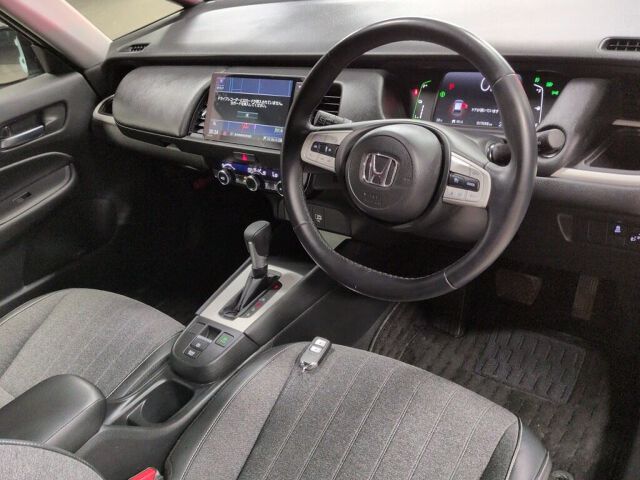 2023 Honda Fit EHEVホーム auction photo 3