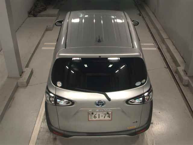 2019 Toyota Sienta Hybrid G auction photo 7