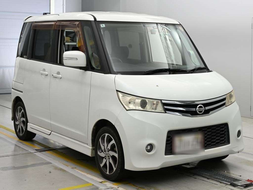 2010 Nissan Roox ハイウェイスター auction photo 5