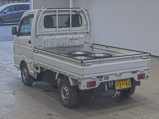 2015 Mitsubishi Minicab トラック.4WD auction photo 2