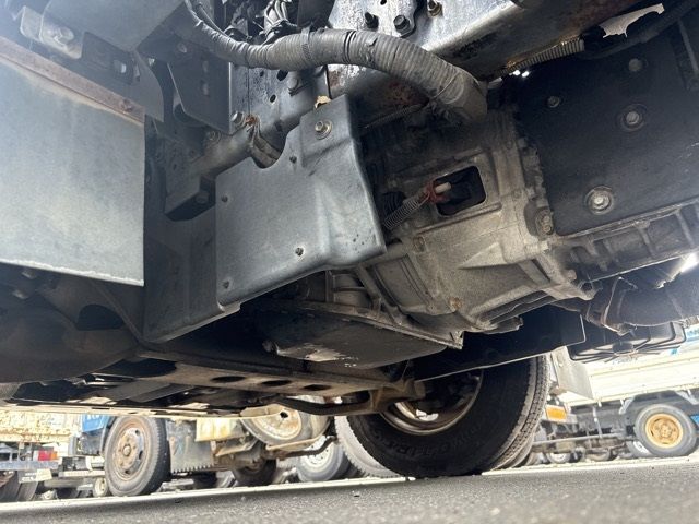 2008 Isuzu Elf Reizo Reito auction photo 11