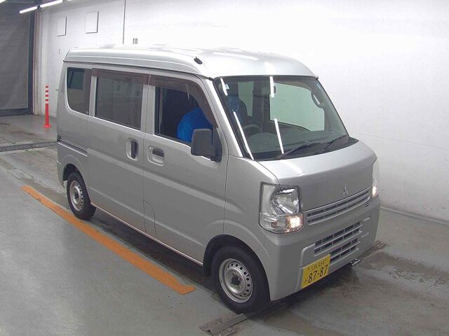 2016 Mitsubishi Minicab G Japan auction vehicle