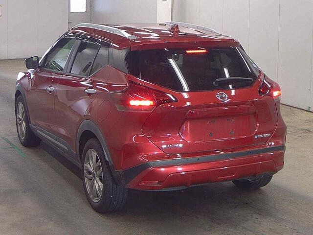 2021 Nissan Kicks X Two-Tone Interior Edition auction photo 2