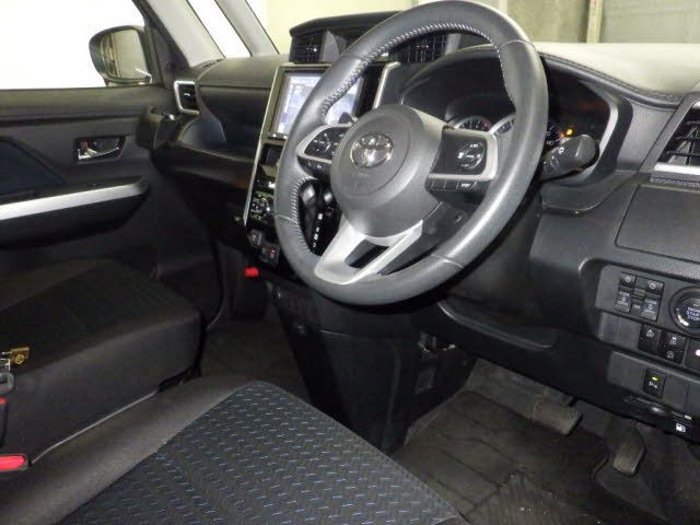 2021 Toyota Roomy Custom G-T auction photo 3