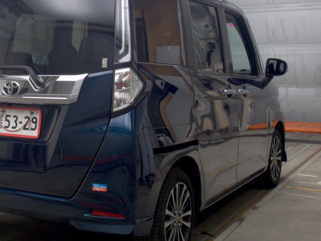 2021 Toyota Roomy Custom G-T auction photo 5