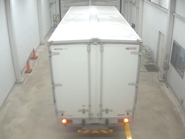2015 Mitsubishi Fuso Fighter Wing auction photo 3