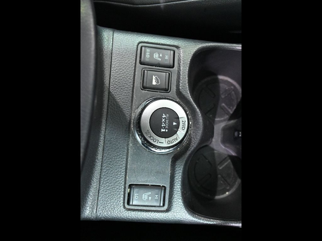 2016 Nissan X-Trail 4WD 20Xt Emergency Brake Package, 5-seater auction photo 11