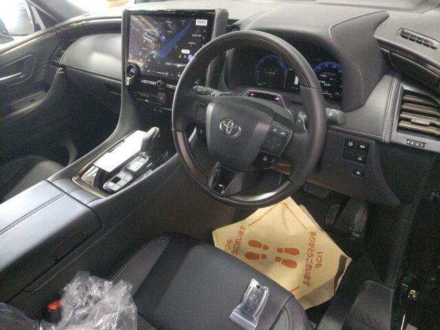 2026 Toyota Vellfire Z Premier auction photo 3