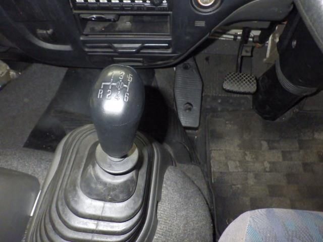 2006 Isuzu Forward クレーン外し auction photo 4