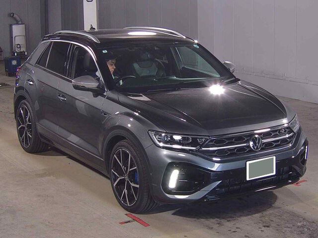 Japan Auction Vehicles 9 2023 Volkswagen Tロック R 4WD auction photo