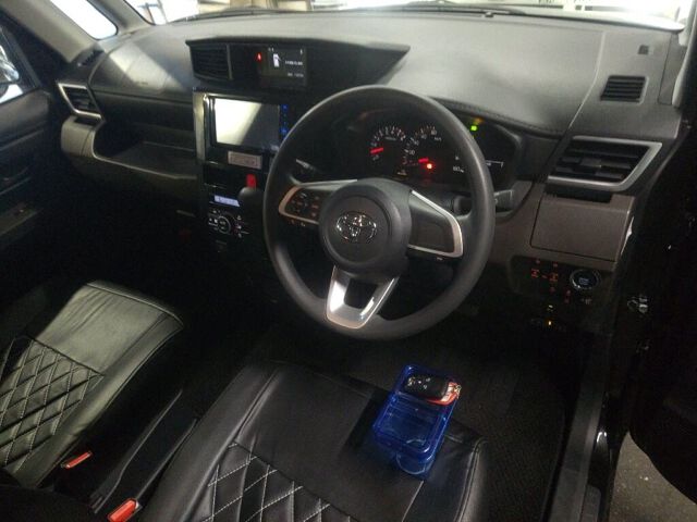 2024 Toyota Roomy G auction photo 3