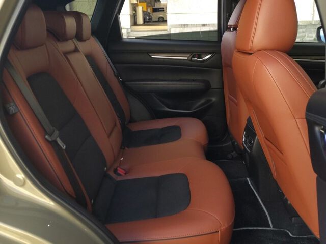 2024 Mazda CX-5 20s Retro Sports Edition auction photo 6