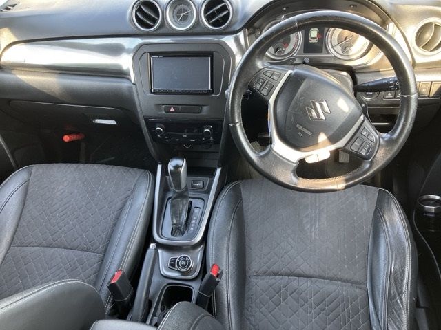 2019 Suzuki エスクード 4WD auction photo 4