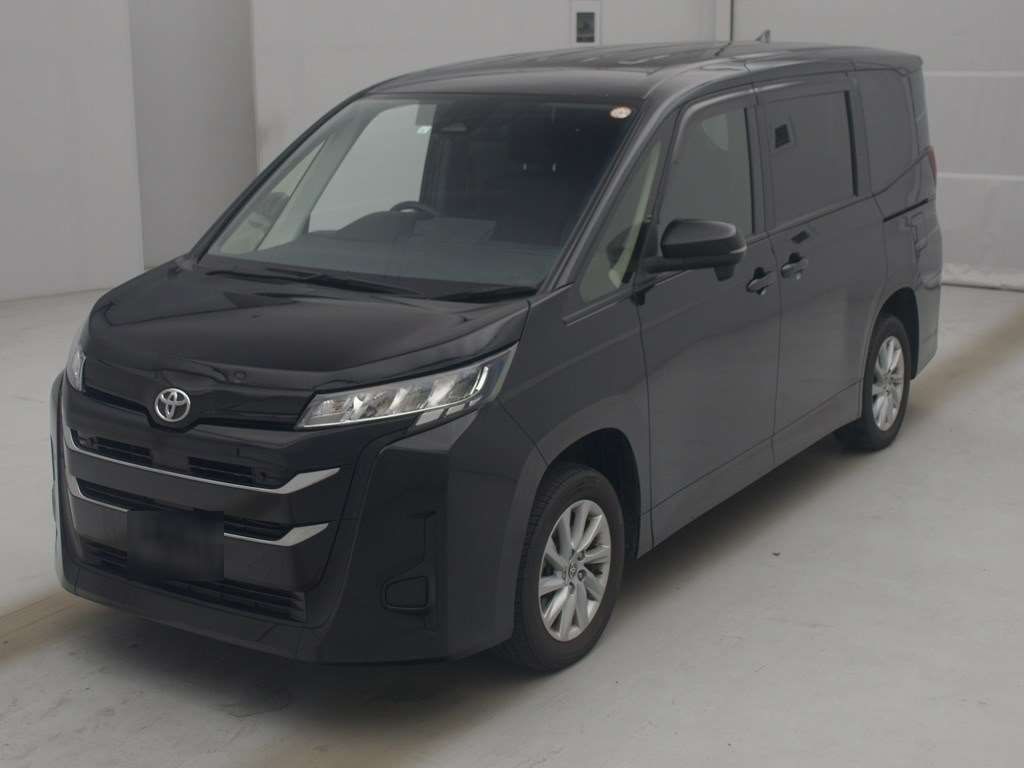 2023 Toyota Noah G 4WD Japan auction vehicle