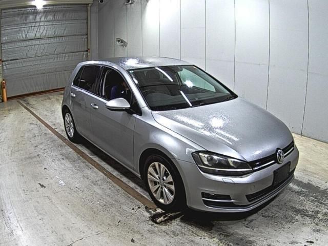 2014 Volkswagen ゴルフ TSIコンフォートラインブルーモーションテクノロジー Japan auction vehicle