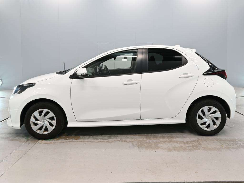 2021 Toyota Yaris X auction photo 4