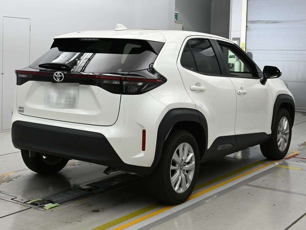 2023 Toyota Yaris Cross G auction photo 2