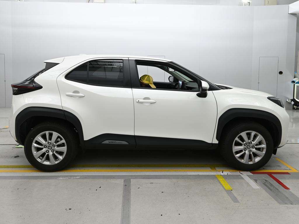 2023 Toyota Yaris Cross G auction photo 3