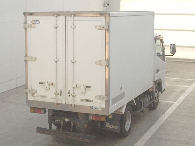 2013 Mitsubishi Fuso Canter Refrigerated and frozen trucks auction photo 2