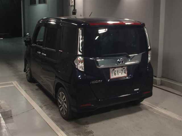 2023 Toyota Roomy カスタムG auction photo 2