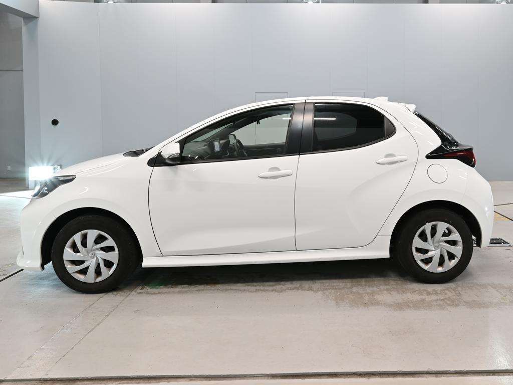 2021 Toyota Yaris X auction photo 4