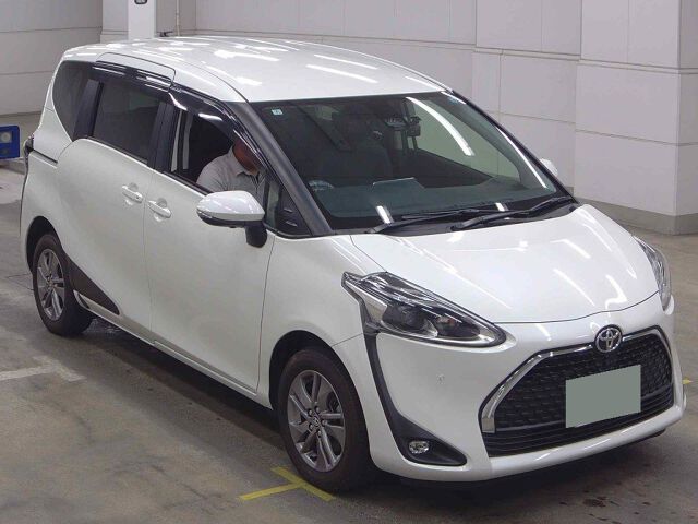 Japan Auction Vehicles 8 2022 Toyota Sienta Gクエロ 4WD auction photo