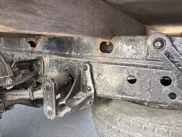 2010 Isuzu Elf ヒラ auction photo 14