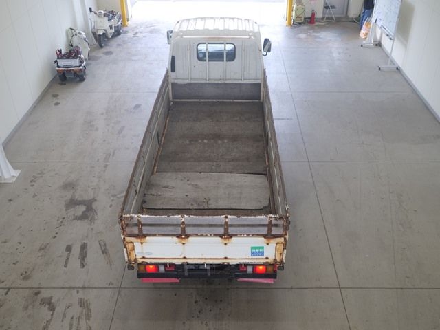 2010 Isuzu Elf ヒラ auction photo 3